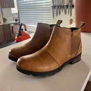 Sorel Women’s Tan Leather Ankle Boots